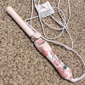 Beachwaver S1 rotating curling iron - gently used